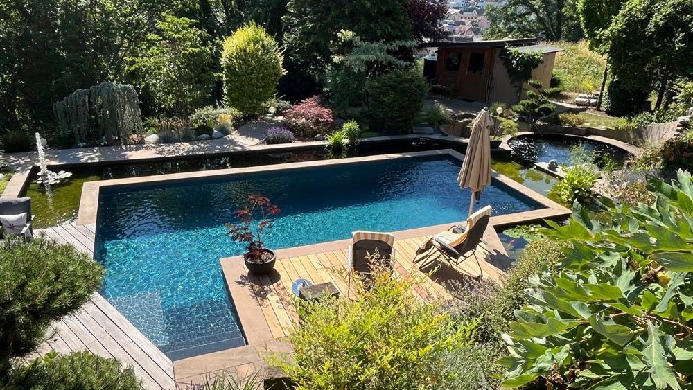 Der Biotop Design Award 2025 mit Bild Gewinner in der Kategorie "die besten Umbauten und Sanierungen"