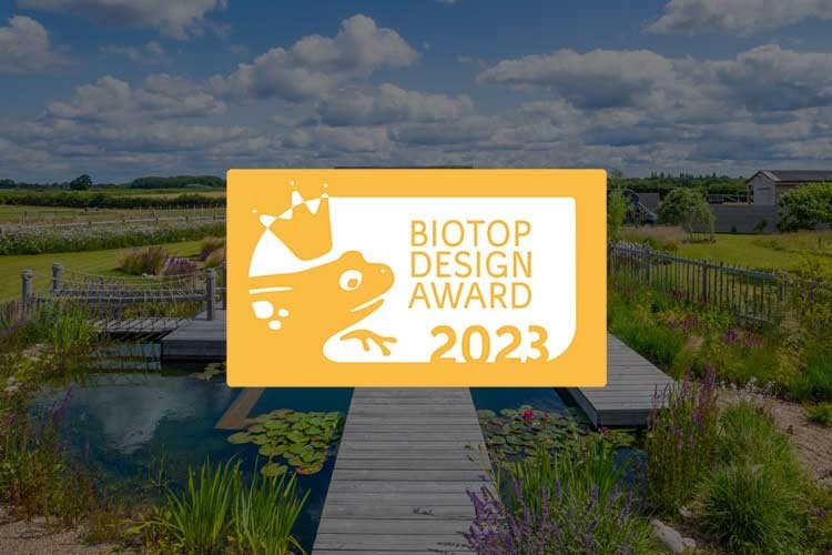 Gold Logo Gewinner Design Award 2023 Naturteich Swimming Pond