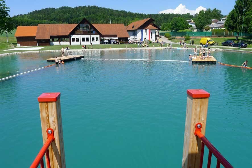 Gemeinde-Schwimmteich in Oberösterreich