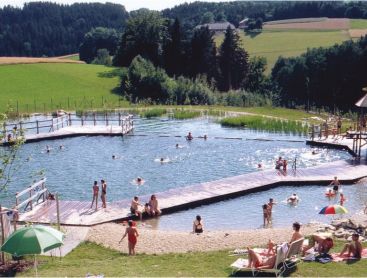 Gemeindebad in Österreich mit Kinderbadebereich