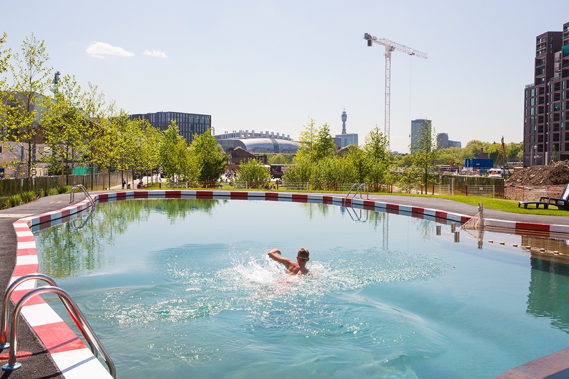 Schwimmteich in London von Ooze Architects