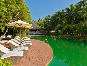 Schwimmteich Resort Malediven